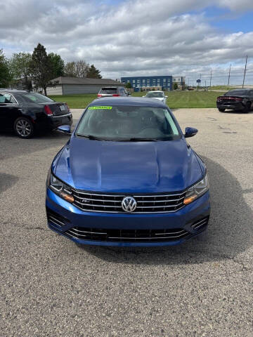 2017 Volkswagen Passat 1.8T R-Line