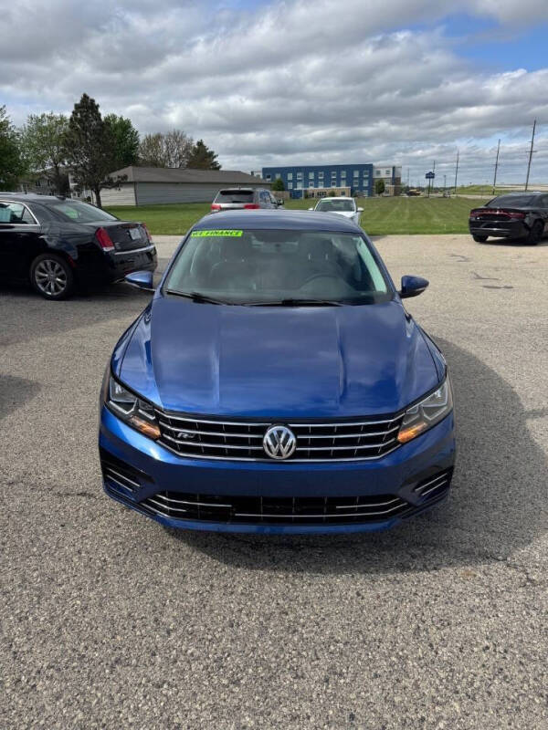 2017 Volkswagen Passat 1.8T R-Line