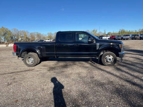 2022 Ford F-350 Super Duty Lariat