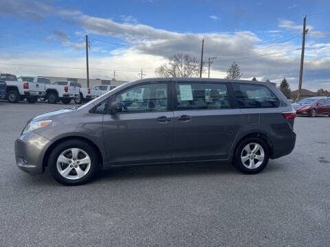 2015 Toyota Sienna L 7-Passenger