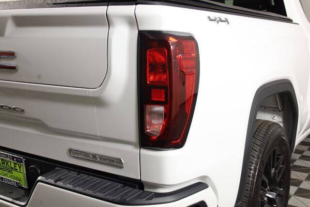 2026 GMC Sierra 1500 Elevation Standard