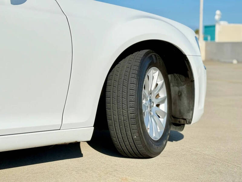 2014 Chrysler 300