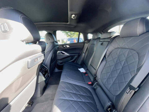 2023 BMW X6 xDrive40i