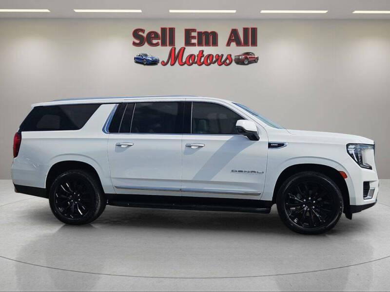 2022 GMC Yukon XL Denali