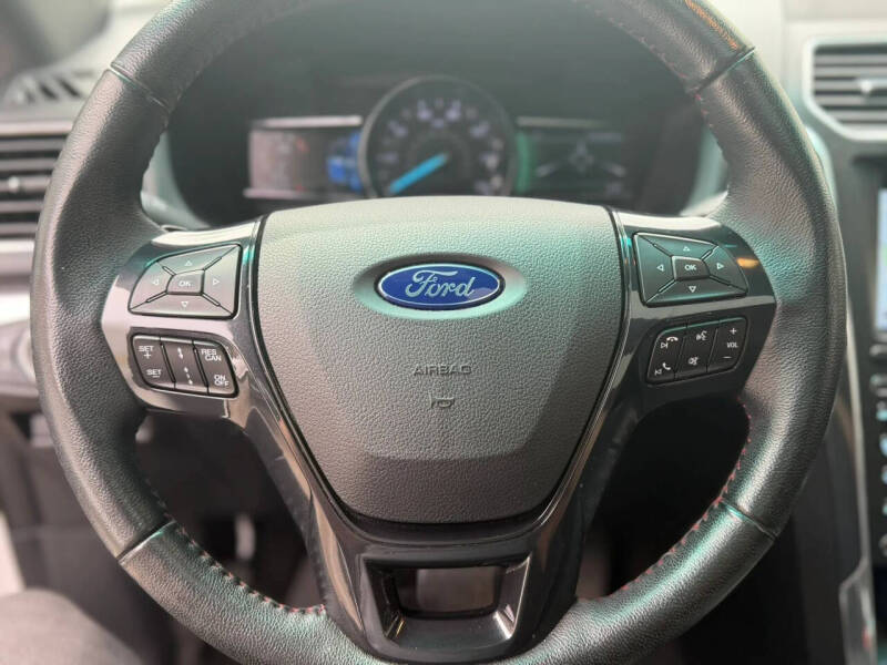 2017 Ford Explorer Sport