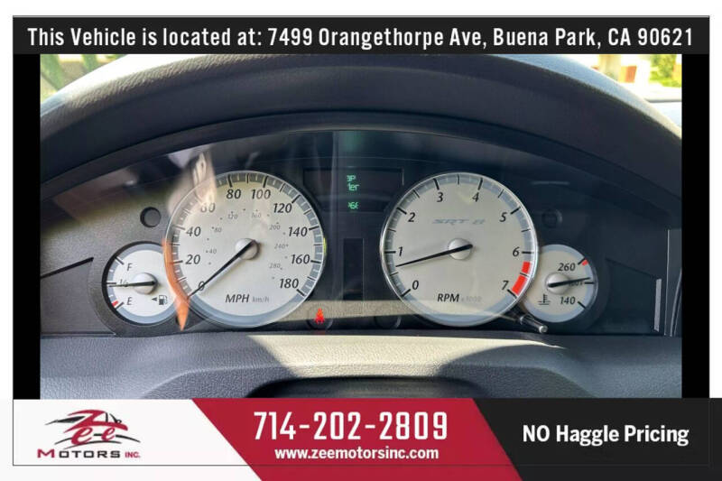 2005 Chrysler 300 SRT-8