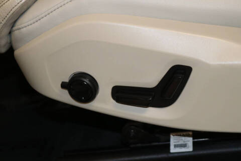 2019 Volvo XC60 T5 Momentum