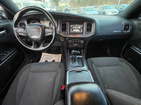 2018 Dodge Charger SXT