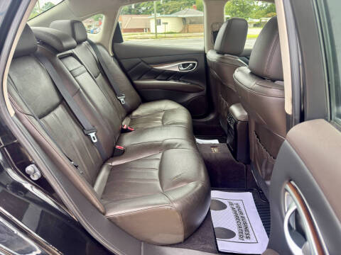 2013 Infiniti M37