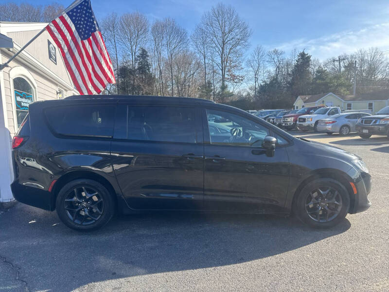 2019 Chrysler Pacifica Touring L Plus