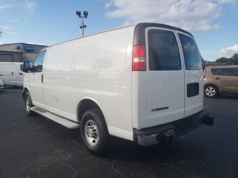 2020 Chevrolet Express 2500