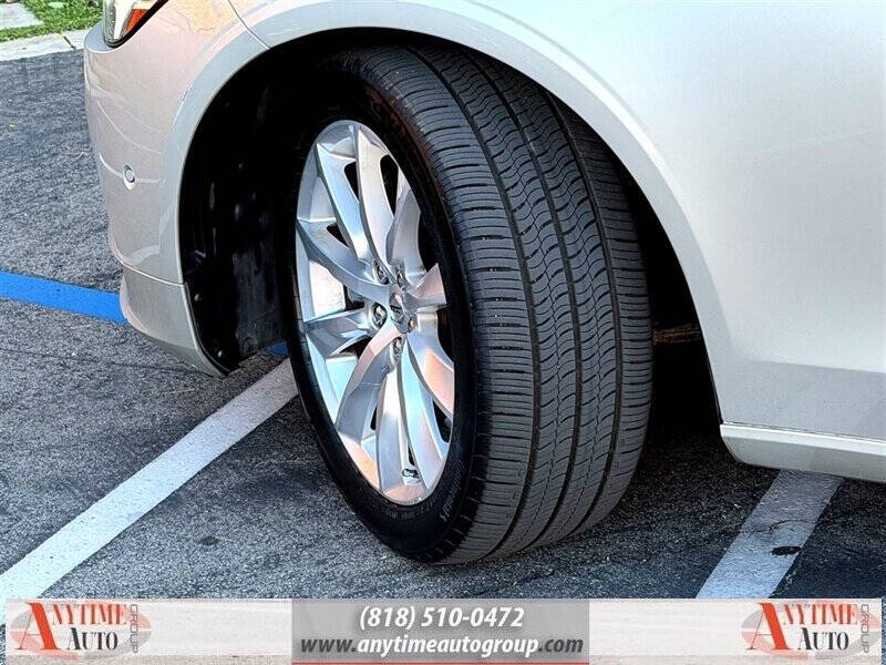 2017 Volvo S90 T6 Momentum