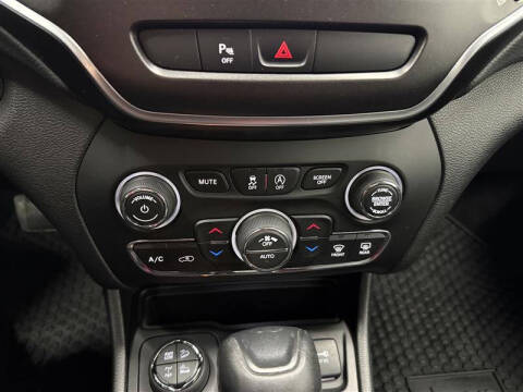 2020 Jeep Cherokee Trailhawk