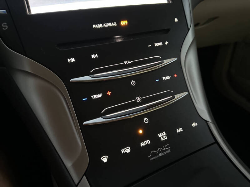 2013 Lincoln MKZ