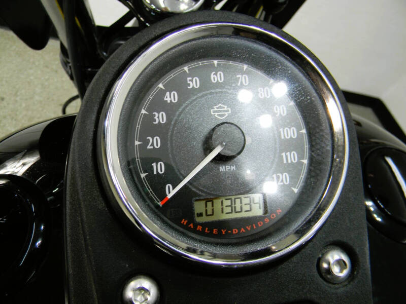 2016 Harley-Davidson Street Bob