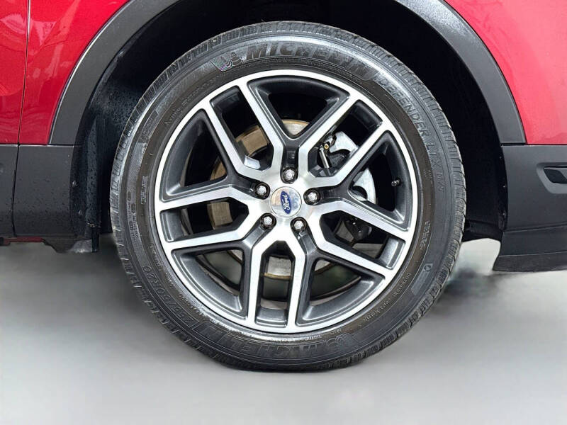 2019 Ford Explorer Sport