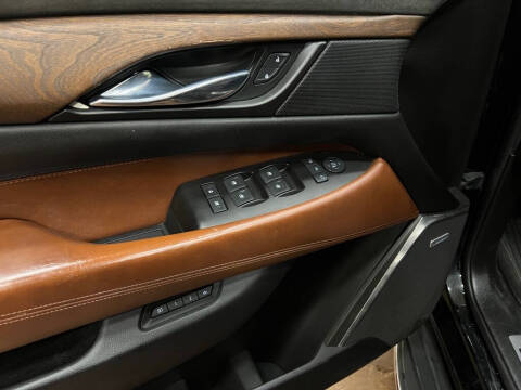 2015 Cadillac Escalade ESV Luxury