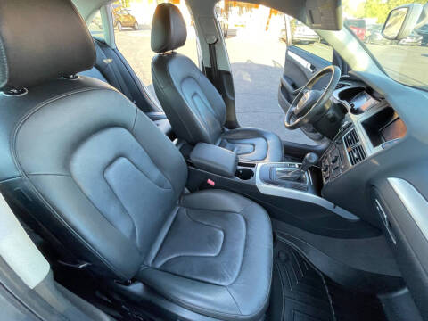 2010 Audi A4 2.0T quattro Premium