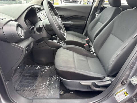 2023 Nissan Kicks S