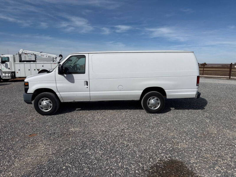 2013 Ford E-Series E-350 SD