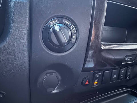 2014 Nissan Titan SL