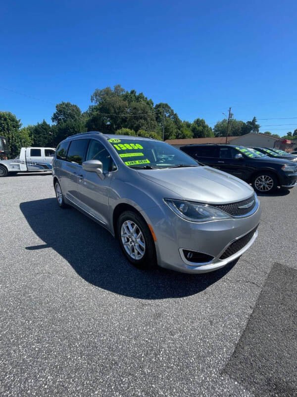 2020 Chrysler Pacifica Touring L