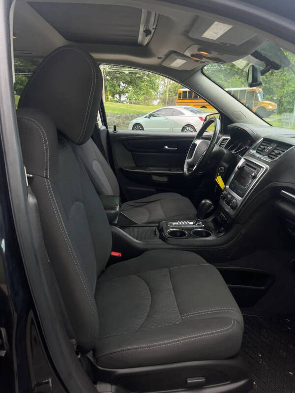 2014 GMC Acadia SLE-2