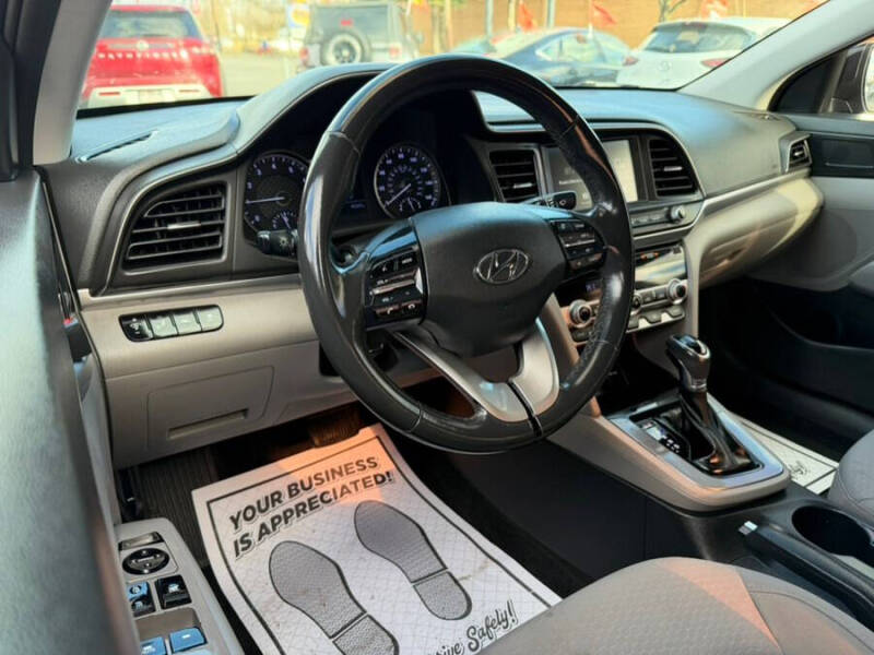 2019 Hyundai Elantra