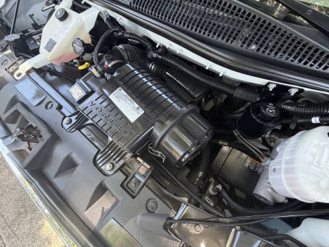 2020 GMC Savana 2500