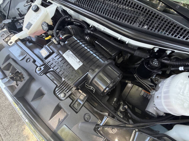 2020 GMC Savana 2500