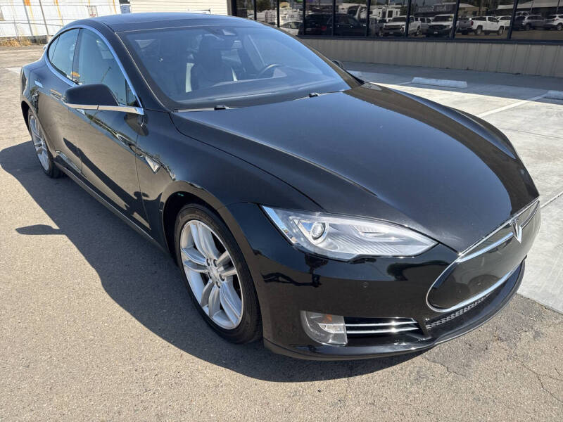 2015 Tesla Model S 85D