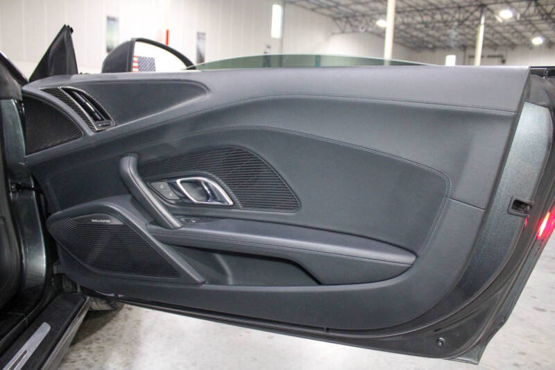 2017 Audi R8 5.2 quattro V10