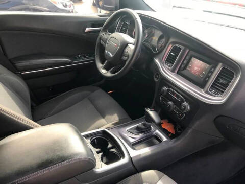 2016 Dodge Charger SE