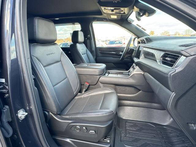 2023 GMC Yukon XL Denali