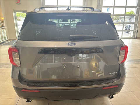 2022 Ford Explorer ST-Line