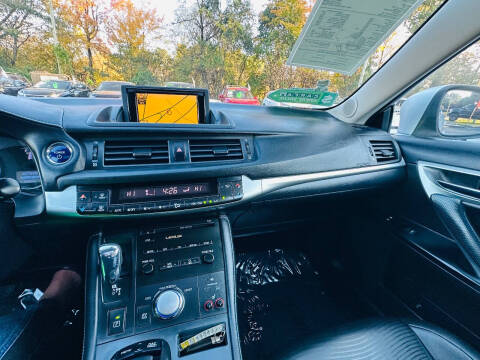 2011 Lexus CT 200h Premium