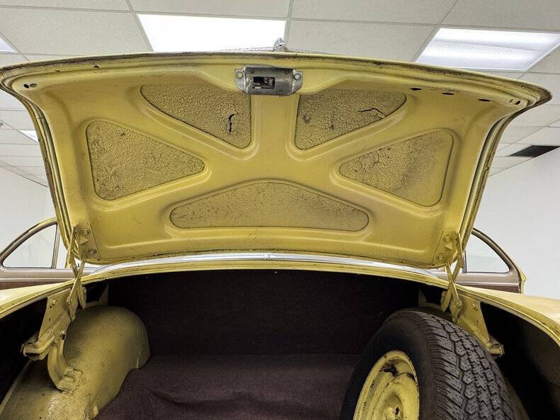 1954 Ford Crestline