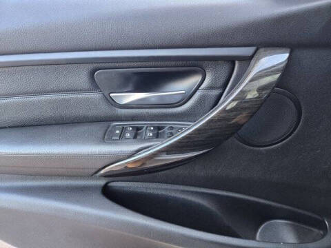 2015 BMW 3 Series 328i