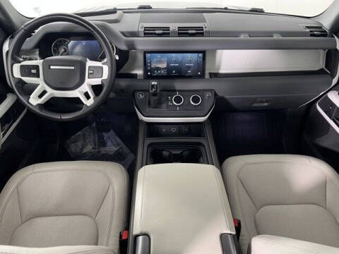 2023 Land Rover Defender 110 SE