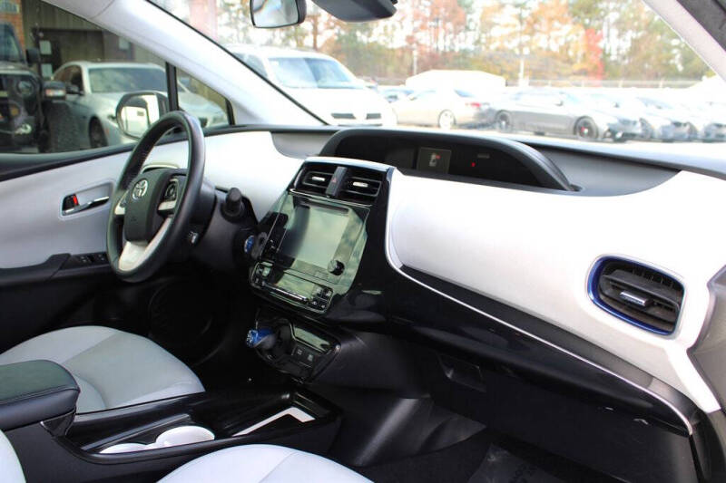 2017 Toyota Prius Three Touring