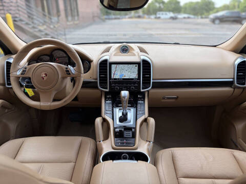 2012 Porsche Cayenne