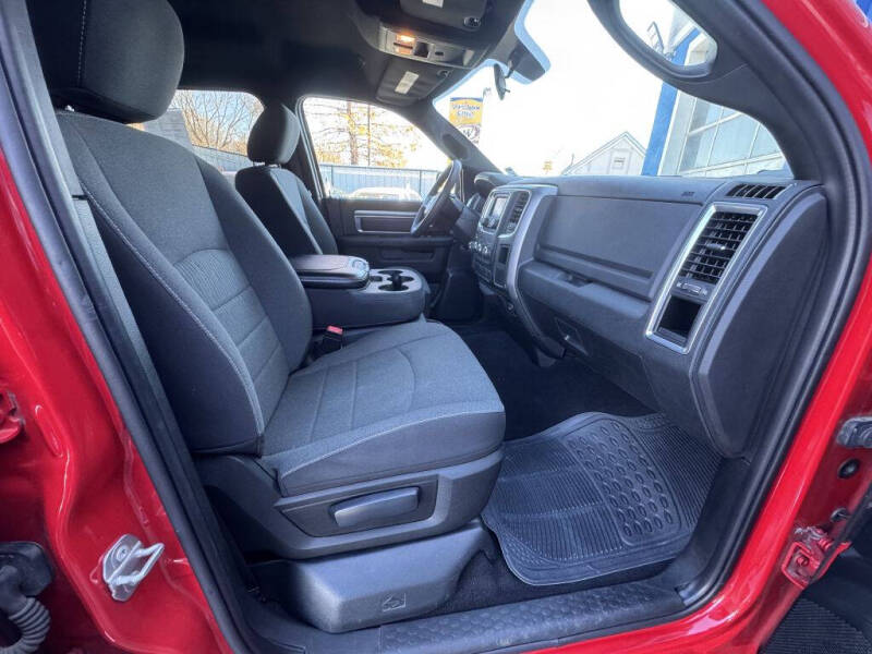 2022 RAM 1500 Classic SLT