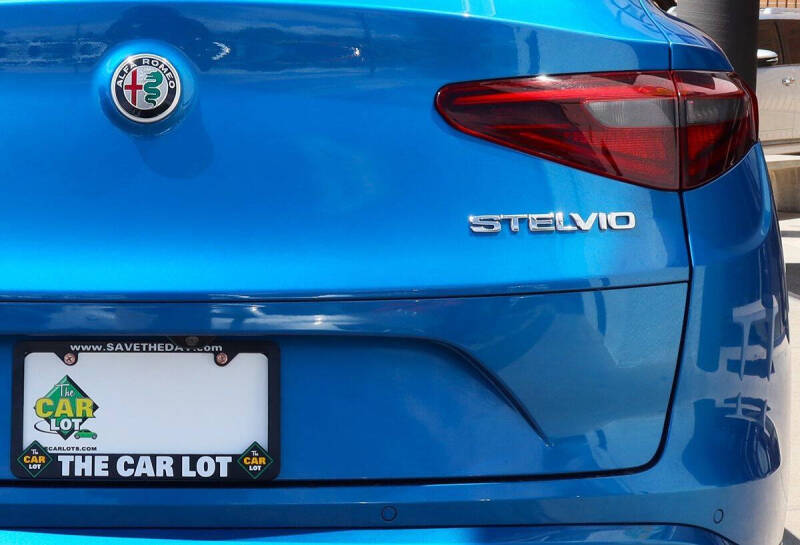 2022 Alfa Romeo Stelvio Veloce