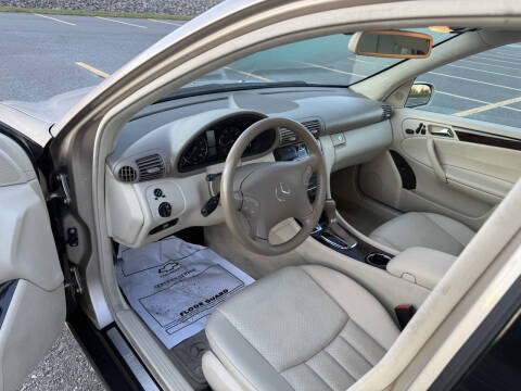 2005 Mercedes-Benz C-Class C 320