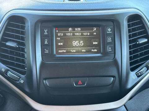 2018 Jeep Cherokee Latitude