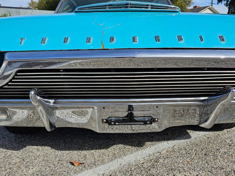 1964 Ford Thunderbird