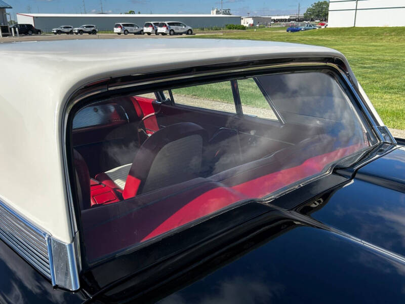 1959 Ford Thunderbird