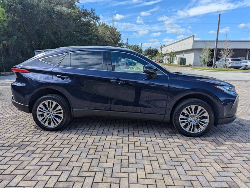 2024 Toyota Venza XLE