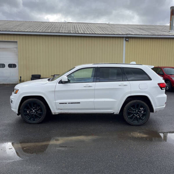 2017 Jeep Grand Cherokee Altitude