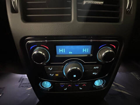 2020 Jaguar F-PACE SVR